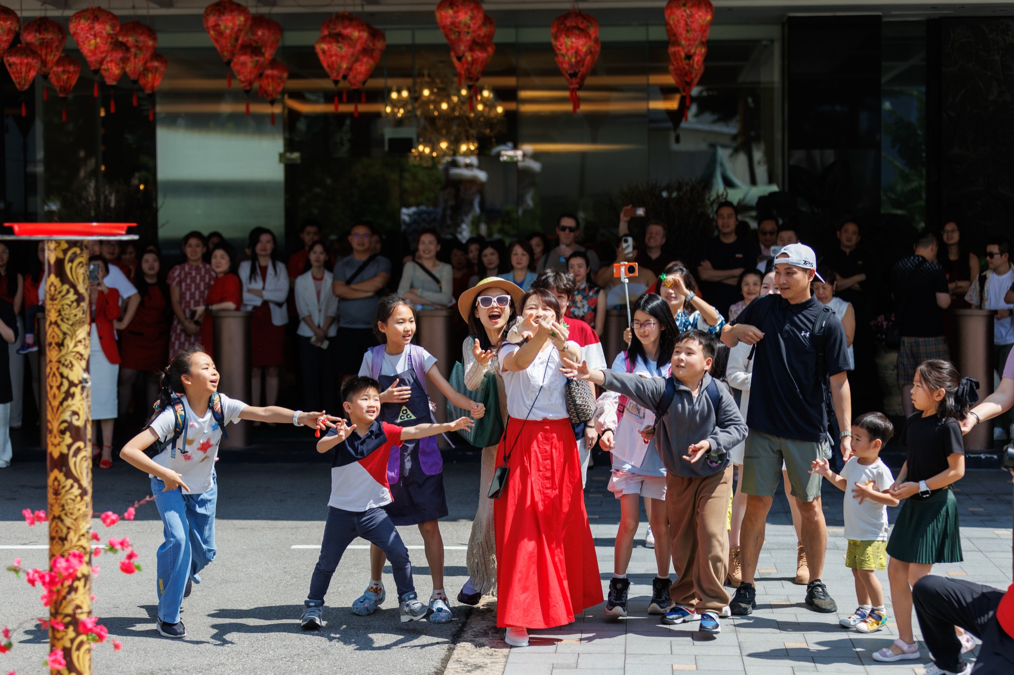 MO CNY Lion Dance photo