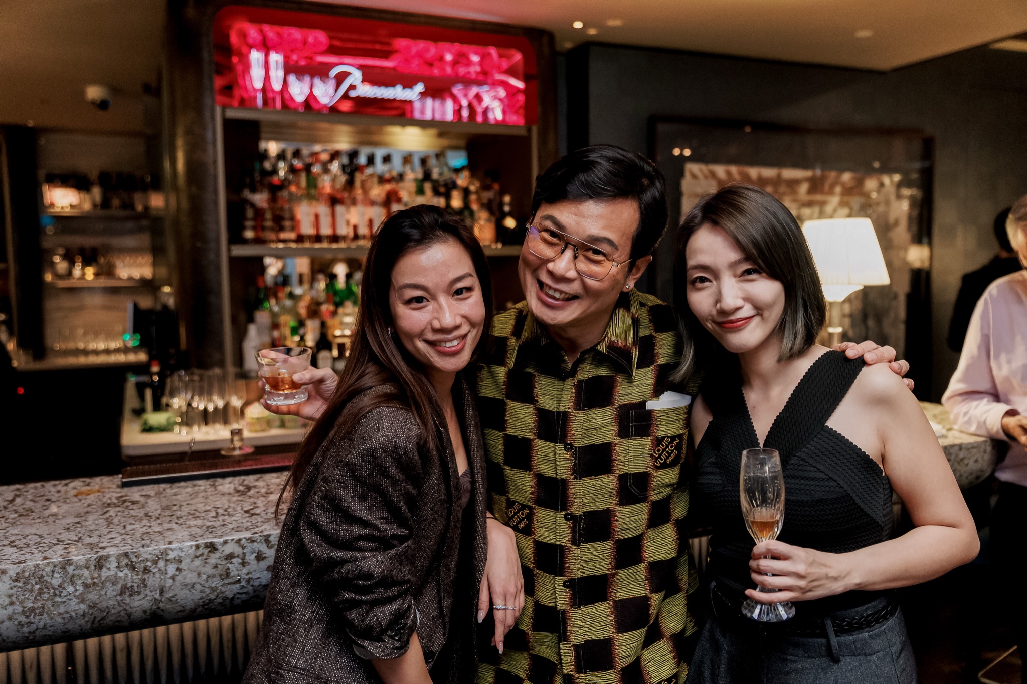 MO X Baccarat photo