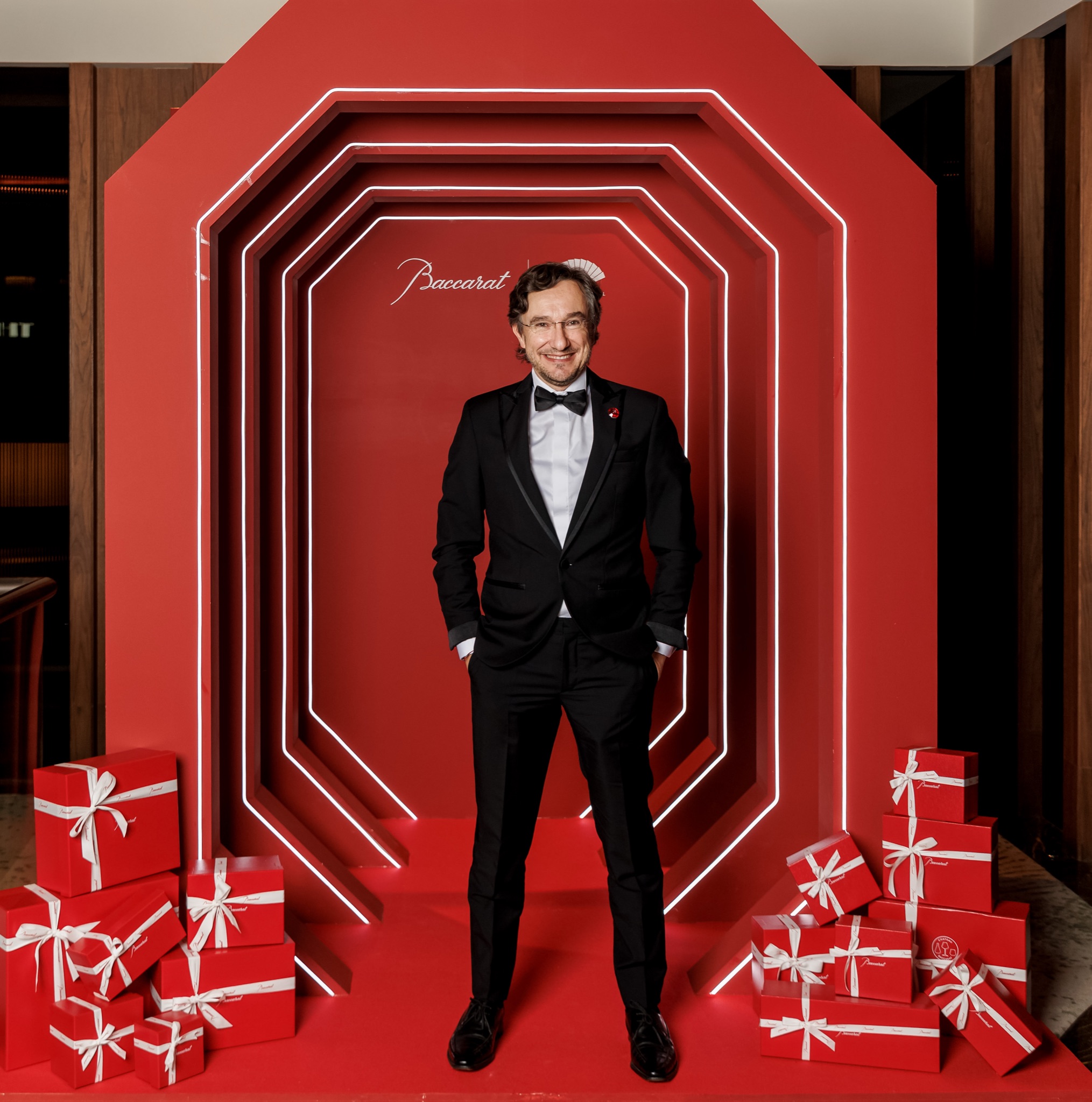 MO X Baccarat photo