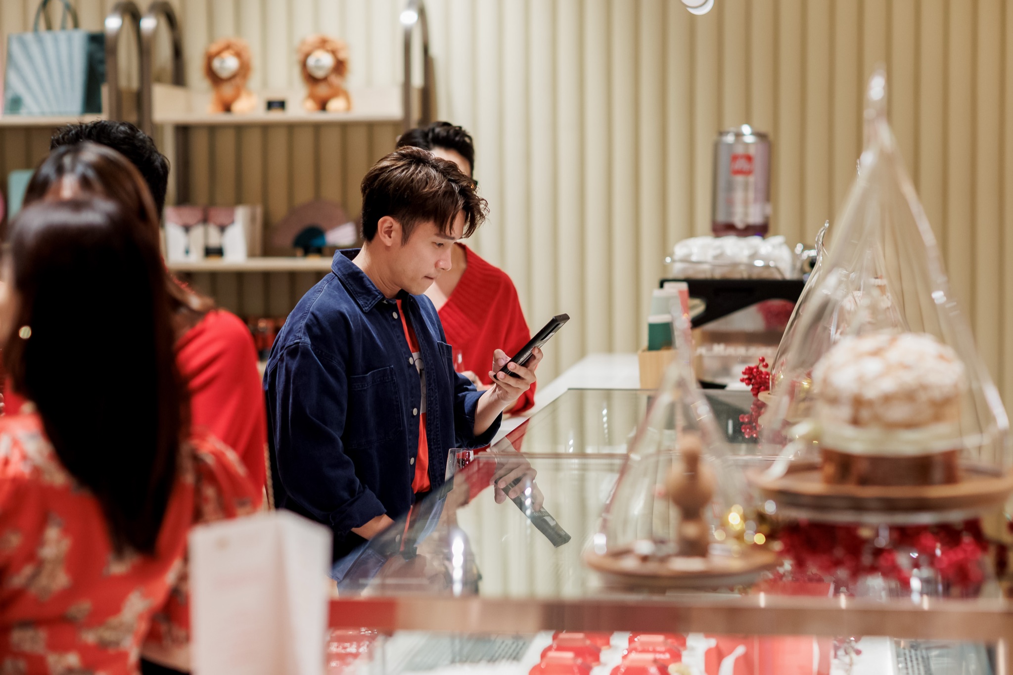MO X Baccarat photo