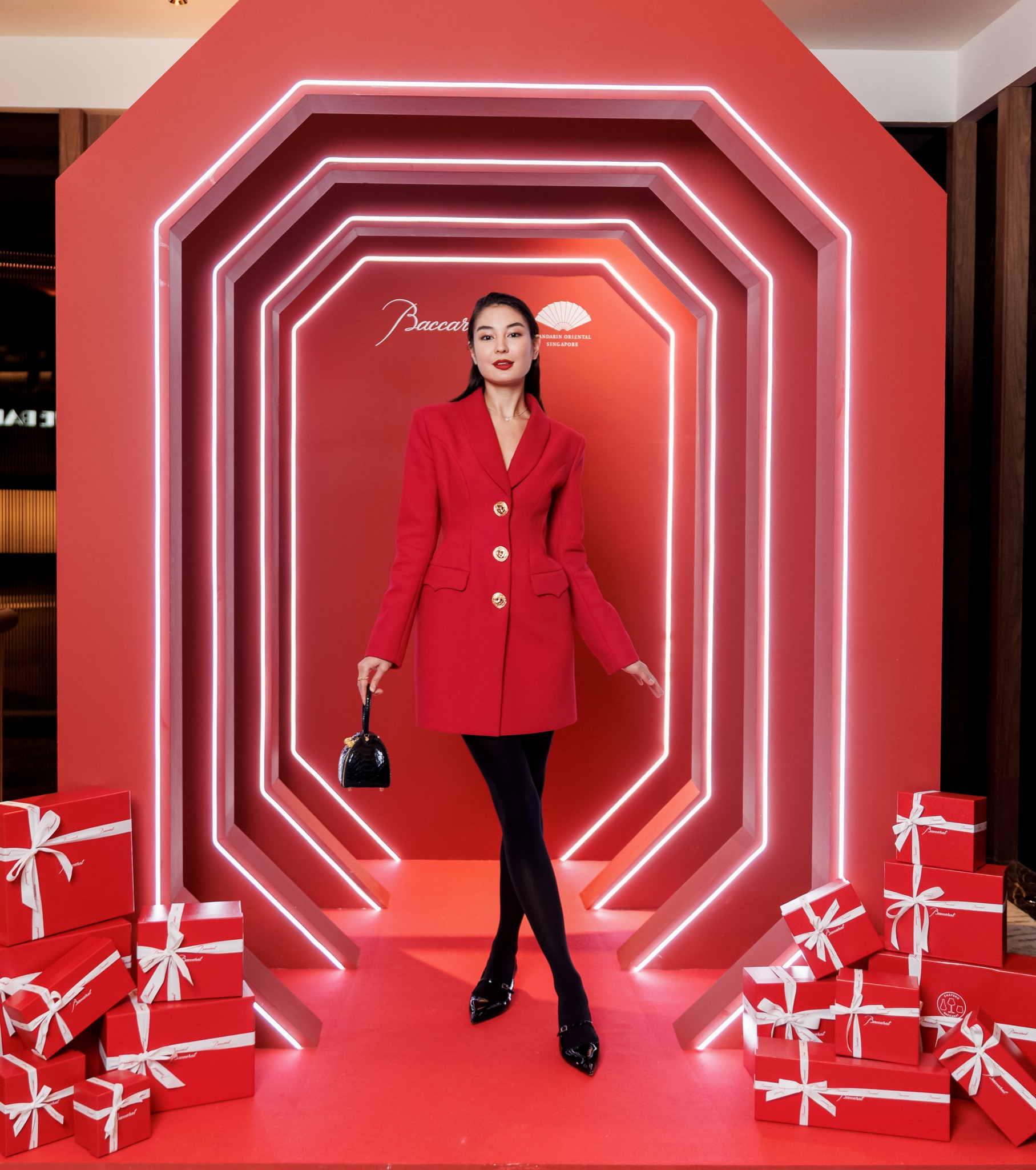 MO X Baccarat photo