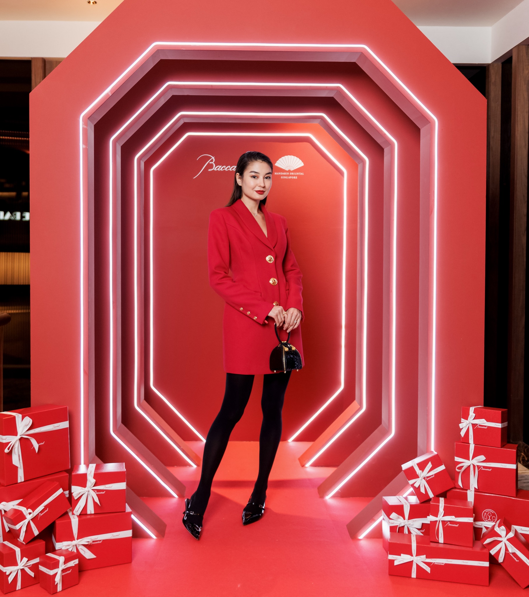 MO X Baccarat photo