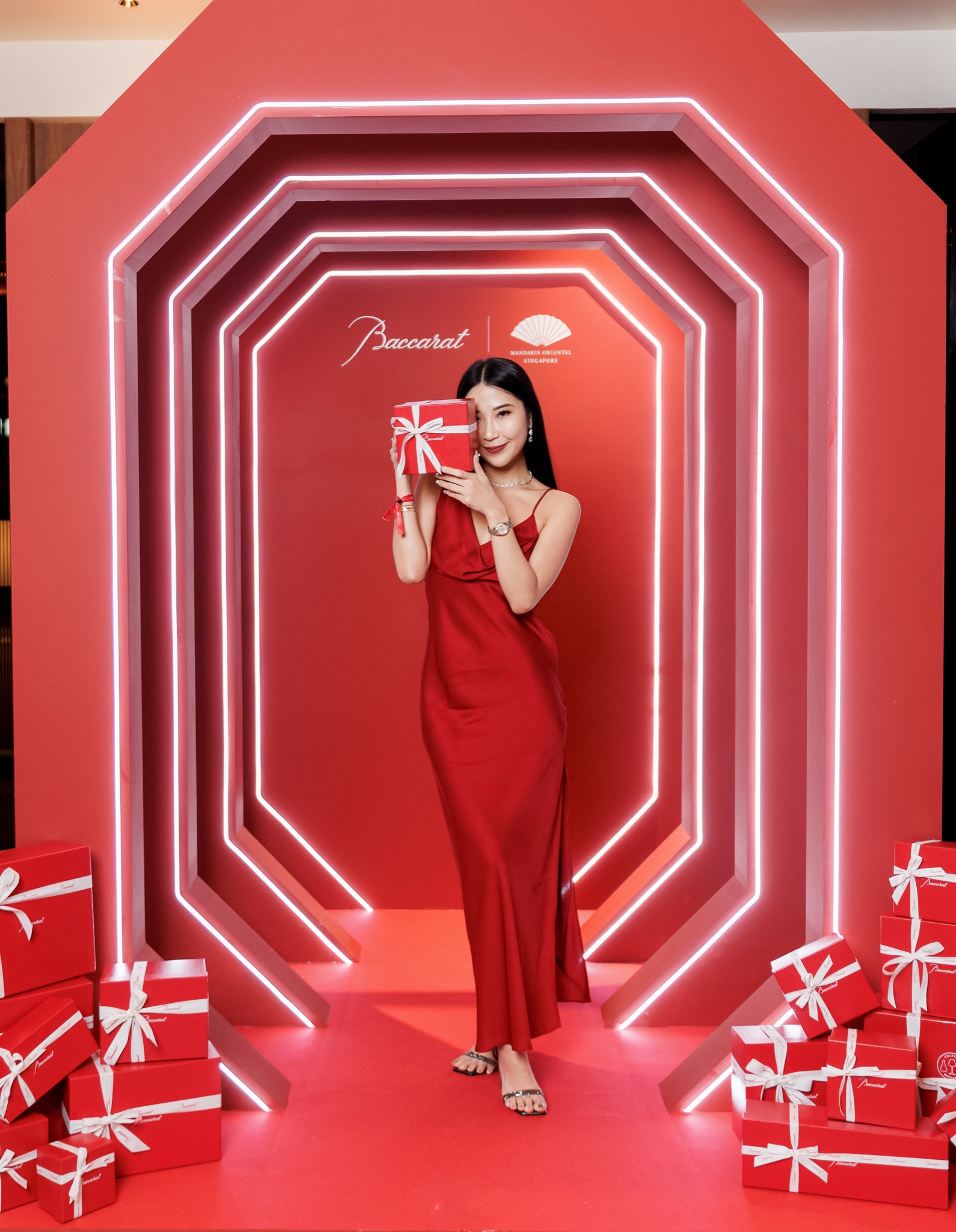 MO X Baccarat photo